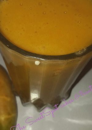 A picture of Banana - passion fruit juice.