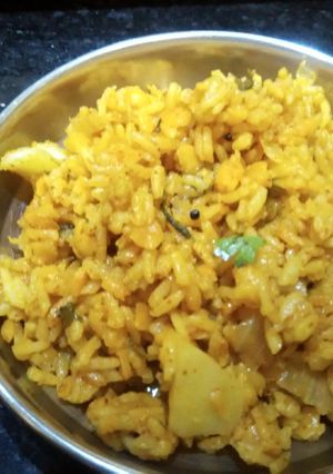 A picture of Khichdi.