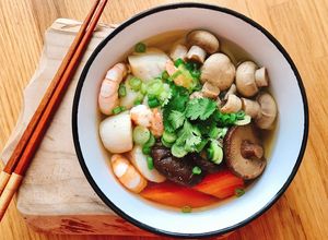 Hình của món Bánh Canh Tôm Sò Điệp Nấm.