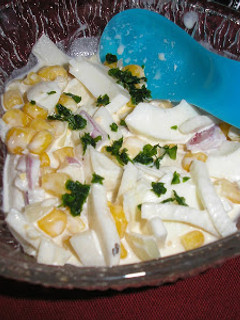 Joghurtos csemege saláta recept fotója