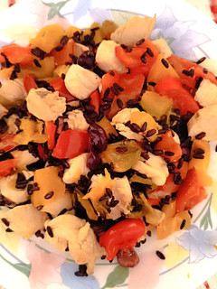 A picture of Venere Rice Salad with Chicken and Bell Peppers 😋.