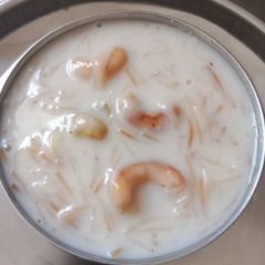 A picture of Vermicelli sweet.