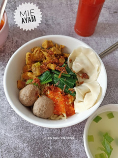 Foto resep Mi Ayam Bakso Pangsit ala Abang-abang 💛🍜