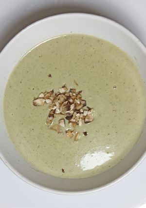 Una foto de Crema de champiñones al sazón de la casa