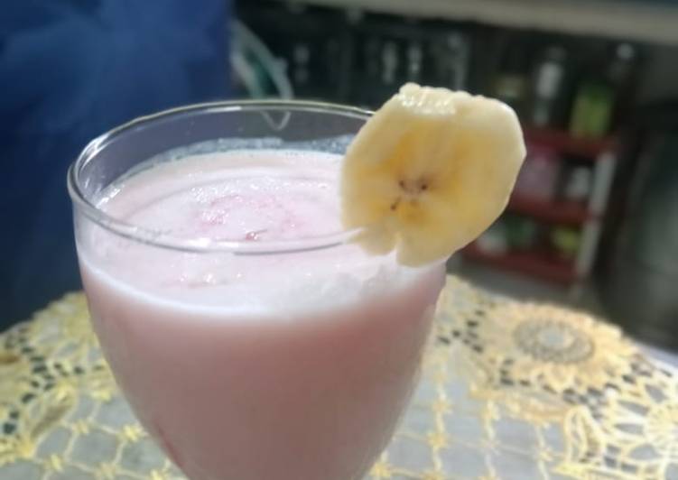 Simple Way to Make Super Quick Homemade Rose banana smoothie