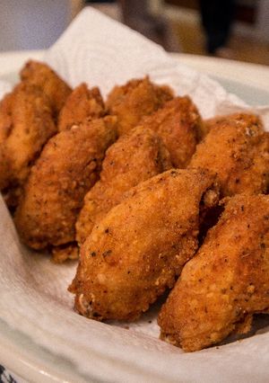 A picture of Shawn's Deep Fried Chicken Wings.