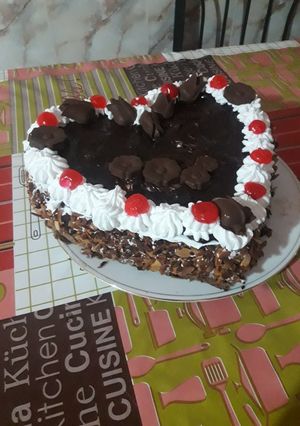 صورة لوصفة كيكة حفلة مدرسية لنهولة ابنتي