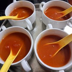 A picture of Tomato soup.