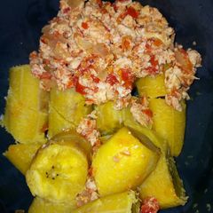 A picture of Ripe plantain with egg sauce.