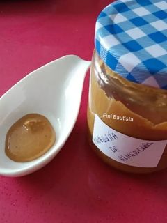 Una foto de Mantequilla de almendras