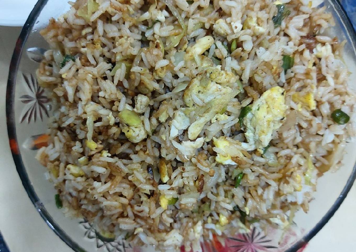 Cabbage and eggs fried rice