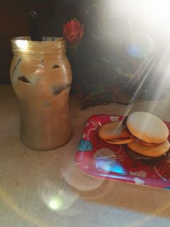 Una foto de Alfajores de maizena con dulce de leche casero