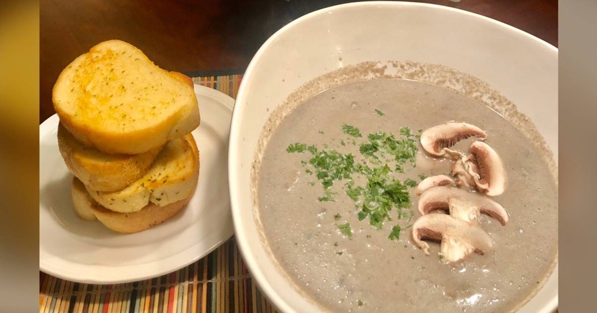 สูตร ซุปครีมเห็ด Cream of Mushroom Soup โดย ซีอิ้วหวาน - Cookpad