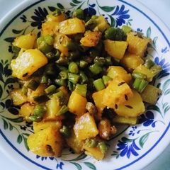 A picture of Aalu beans ki sabji.