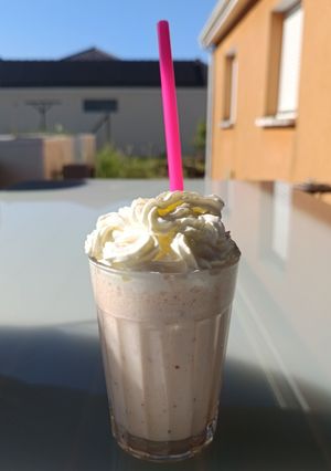 Une photo de Milkshake Fraise-peche