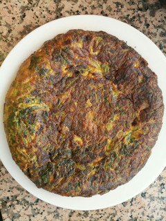 Una foto de Tortilla de acelga y espárragos
