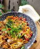 Thai raw papaya salad
