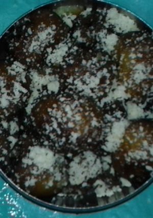 A picture of Potato gulab jamun.