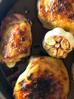 Foto de Coxas de frango assado com mel e limão #frango #mel #limão