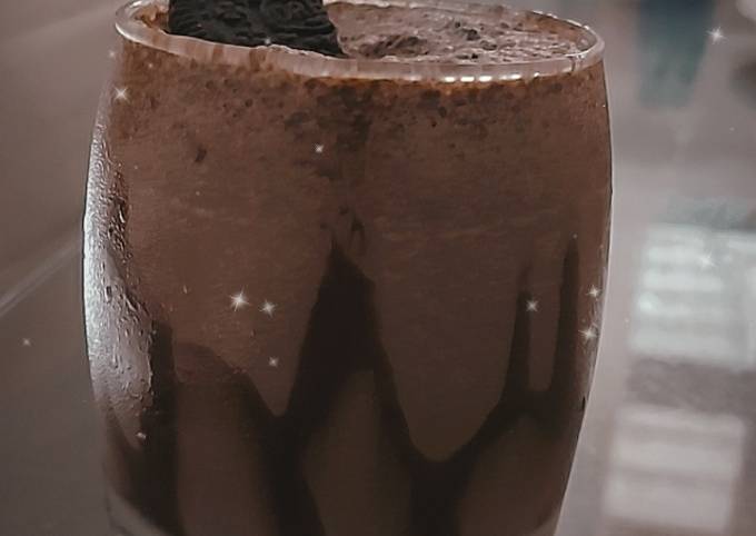 Easiest Way to Prepare Perfect Oreo Milkshake