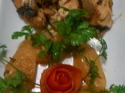 A picture of cá mè kho