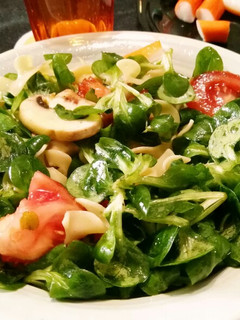 Una foto de Ensalada de champiñones crudos