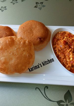 A picture of Fateera/egg sauce.