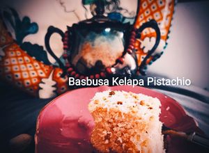Foto resep Basbusa Kelapa Pistachio(Bolu Semolina khas Arab dengan Kelapa dan Kacang-kacangan)