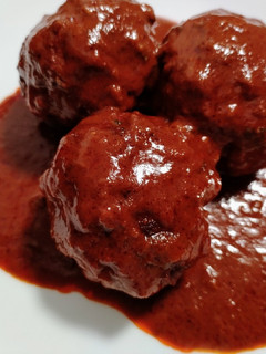A picture of Paprika meatballs.