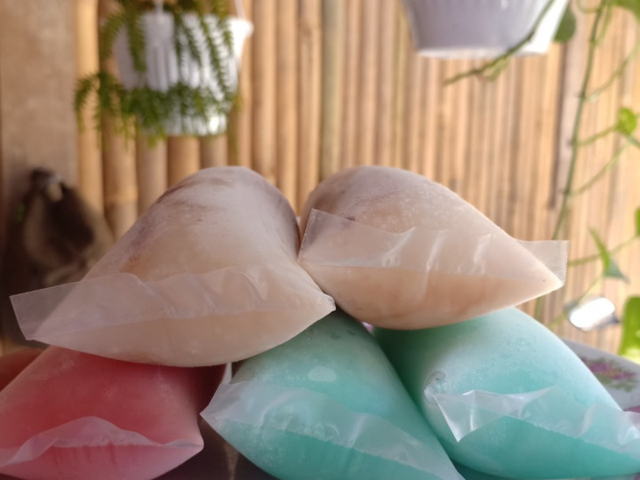 Resep Es lilin ekonomis aneka rasa bisa buat ide jualan yang Menggugah Selera