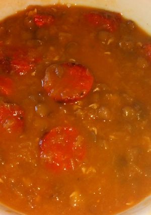 Una foto de Lentejas con Chorizo de carne 🍖
