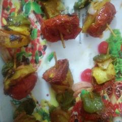 A picture of Grilled aloo tikka.