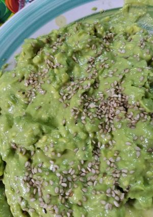 Una foto de Puré de palta y sésamo 🤤