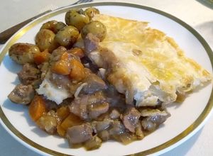 Una foto de Steak and kidney pie (Pastel de carne de ternera y riñones)