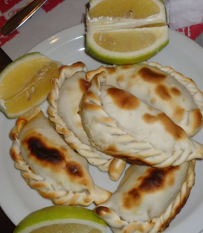 Una foto de Empanadas tucumanas
