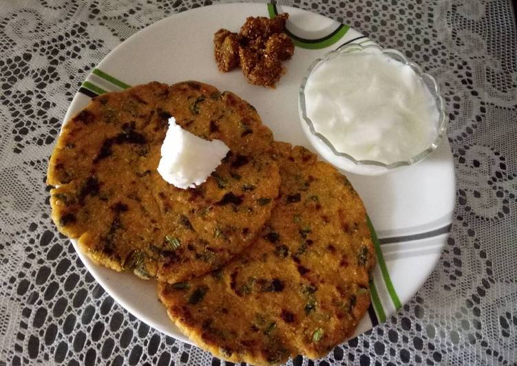 Steps to Make Super Quick Homemade Makki &amp; mulli ke patte ka paratha (radish leaves)