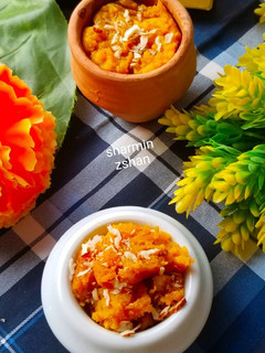 A picture of Suji halwa.