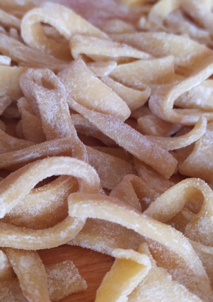 Una foto de Fideos caseros al huevo