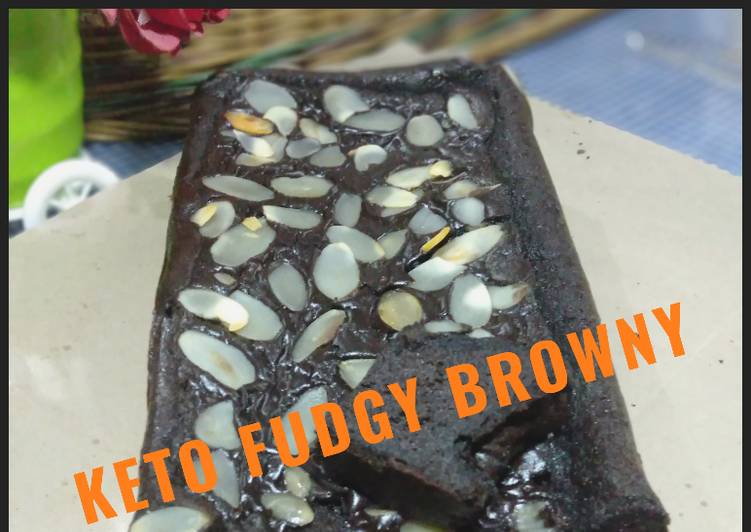 Langkah Mudah untuk Menyiapkan Keto Fudgy Browny Flourless, Lezat Sekali