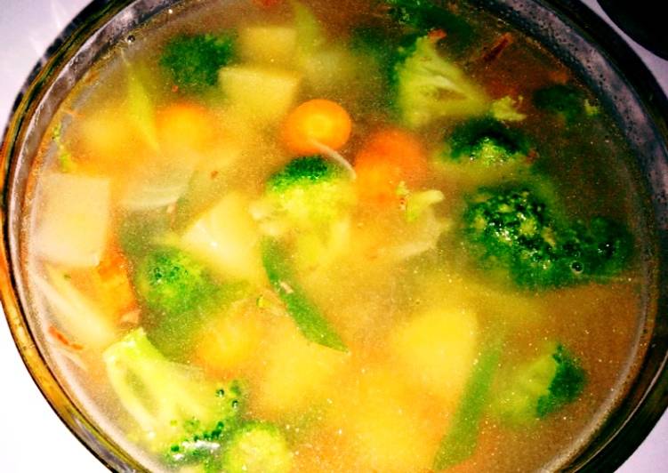 Sop brokoli dan wortel