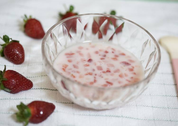 Snack mpASI Puding Strawberry