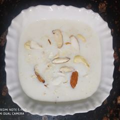 Rava kheer A picture of Rava kheer.