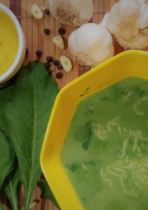 ஜீரோ ஆயில் பசலை கீரை பாசி பருப்பு சூப் செய்முறை முக்கிய புகைப்படம்