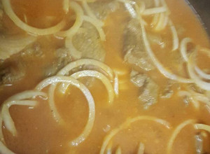 Una foto de 😍 Bistec Encebollado