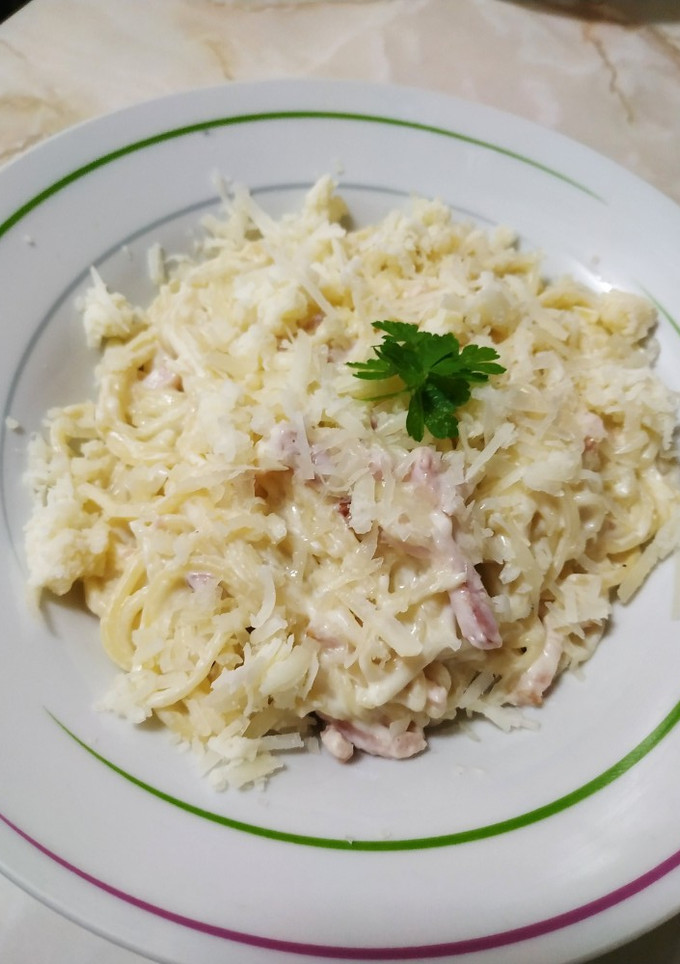 Una foto de Spaghetti a la carbonara