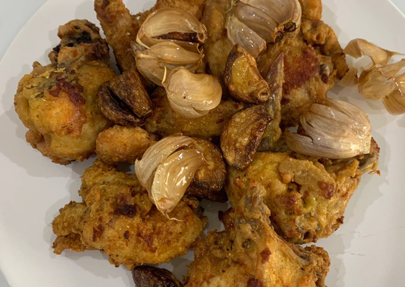 Ayam Goreng Bawang Putih Khas Batam