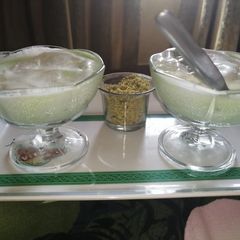 A picture of Pistachio and Coconut Ice-cream.