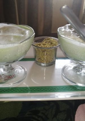 A picture of Pistachio and Coconut Ice-cream.