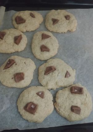 Una foto de Masitas de vainilla con chispas de chocolate 🍫😋