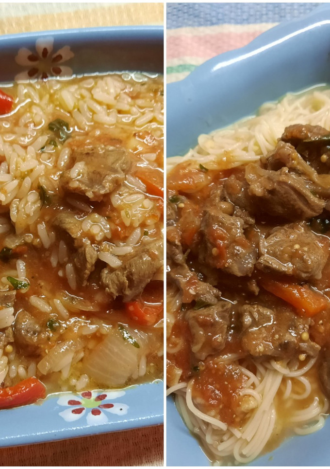 Una foto de Carne guisada con arroz y con cabellos de ángel